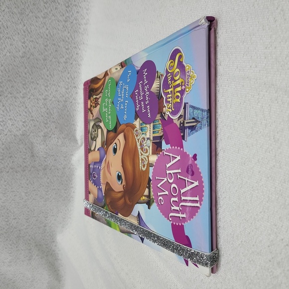 3/$10 / Disney Junior, Sophia all about ME book - Picture 10 of 14